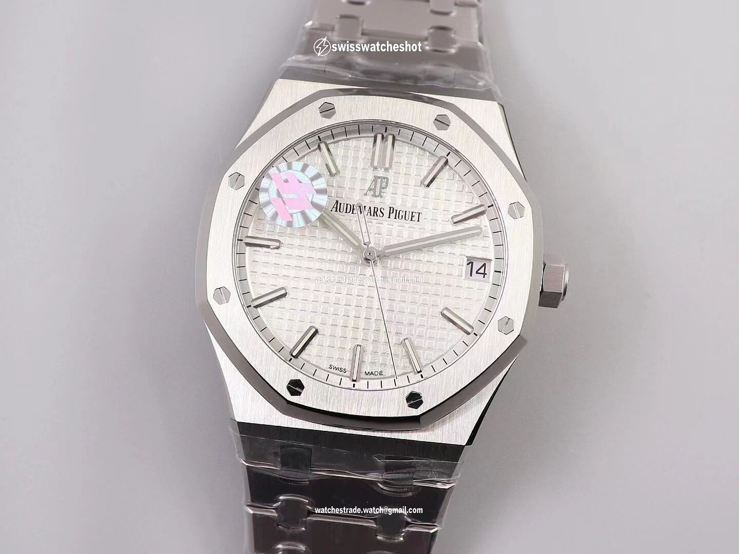 Audemars Piguet Royal Oak 15500ST.OO.1220ST.04 ZF Factory White Dial Audemars Piguet Royal Oak 15500ST.OO.1220ST.04 ZF Factory White Dial