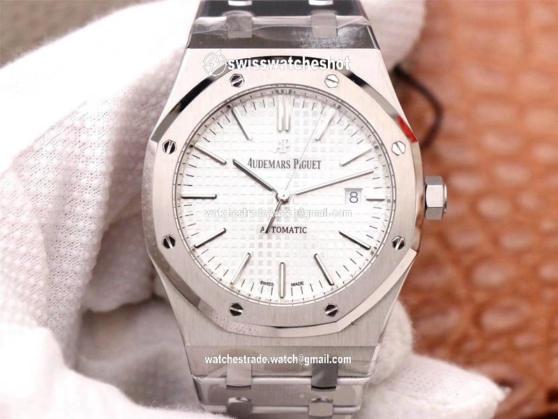 Audemars Piguet Royal Oak 15400ST.OO.1220ST.02 ZF Factory White Dial Audemars Piguet Royal Oak 15400ST.OO.1220ST.02 ZF Factory White Dial