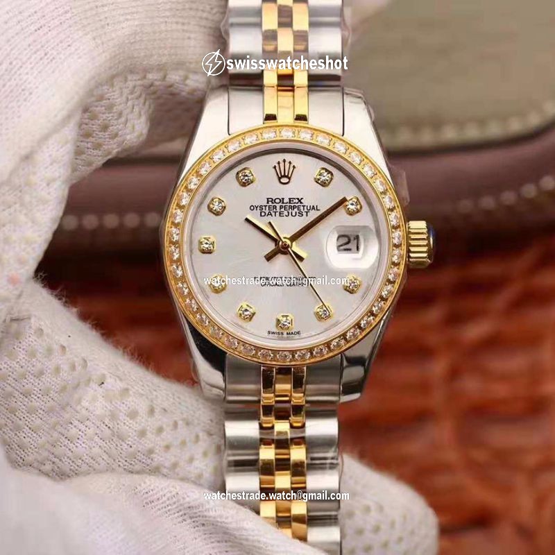 Rolex Lady Datejust 18K Yellow Gold 28MM Silver Dial Rolex Lady Datejust 18K Yellow Gold 28MM Silver Dial