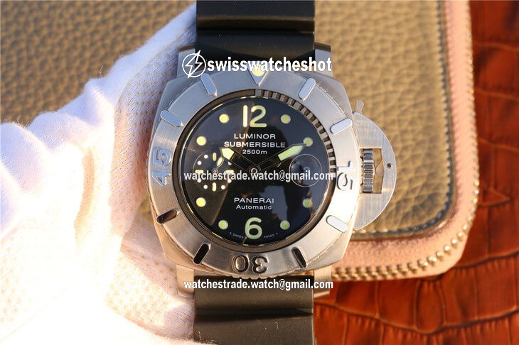 Panerai Submersible PAM 00194 VS Factory Black Dial Panerai Submersible PAM 00194 VS Factory Black Dial