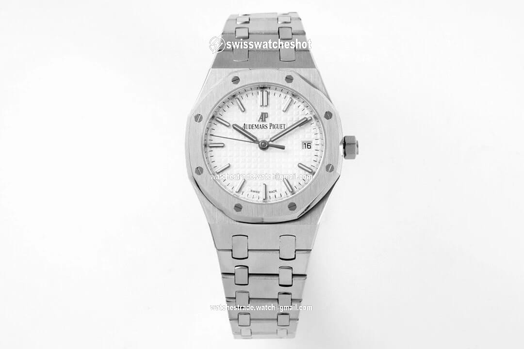 Audemars Piguet Royal Oak 77350ST.OO.1261ST.01 8F Factory Silver Dial Audemars Piguet Royal Oak 77350ST.OO.1261ST.01 8F Factory Silver Dial