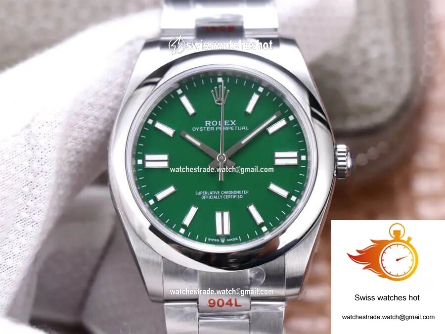 Rolex Oyster Perpetual M124300-0005 41MM EW Factory Green Dial 1