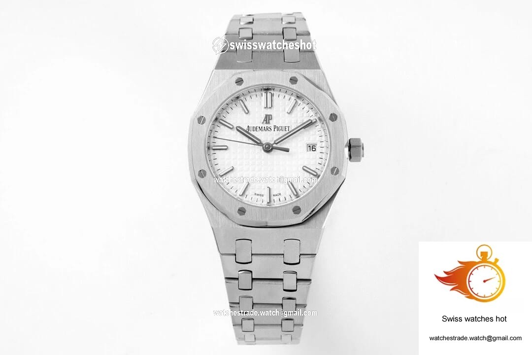 Audemars Piguet Royal Oak 77350ST.OO.1261ST.01 8F Factory Silver Dial 1