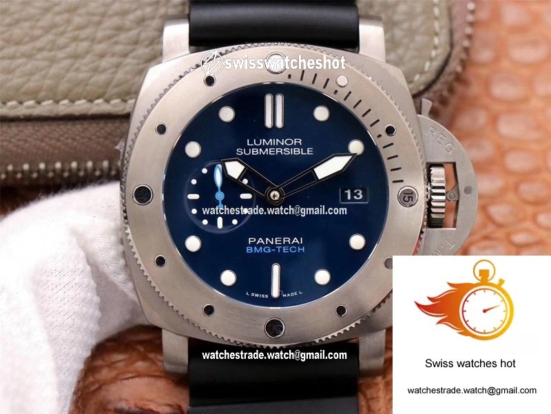 Panerai Submersible PAM00692 VS Factory Blue Dial 1
