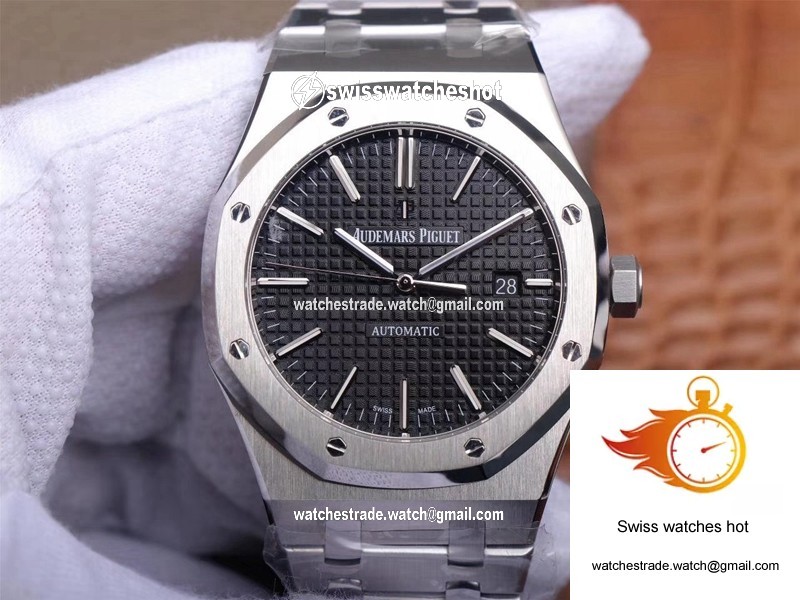 Audemars Piguet Royal Oak 15400ST.OO.1220ST.01 ZF Factory Black Dial 1