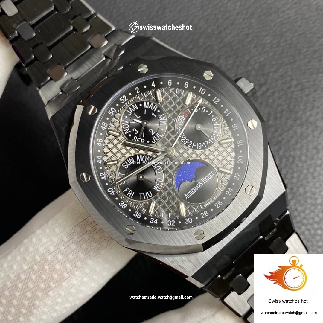 Audemars Piguet Royal Oak 26579CE.OO.1225CE.01 APS Factory Black Dial 2