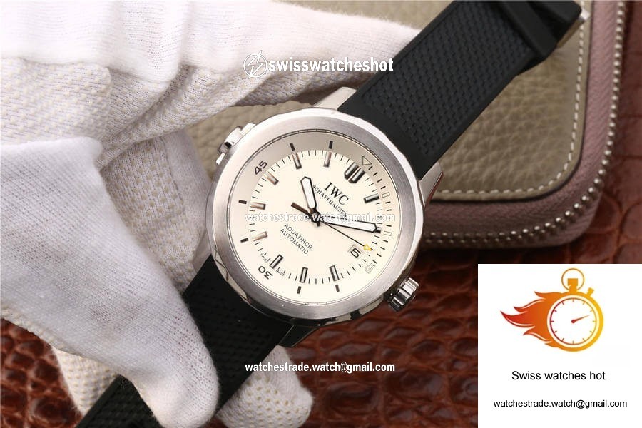 IWC Aquatimer IW329003 V6 Factory Silver White Dial 3