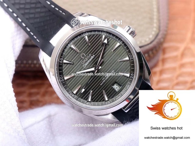 Omega Seamaster 220.13.41.21.10.001 VS Factory Green Dial 3