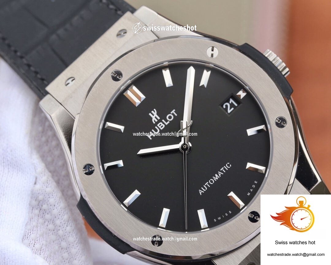 Hublot Classic Fusion 511.NX.1171.LR WWF Factory Black Dial 4