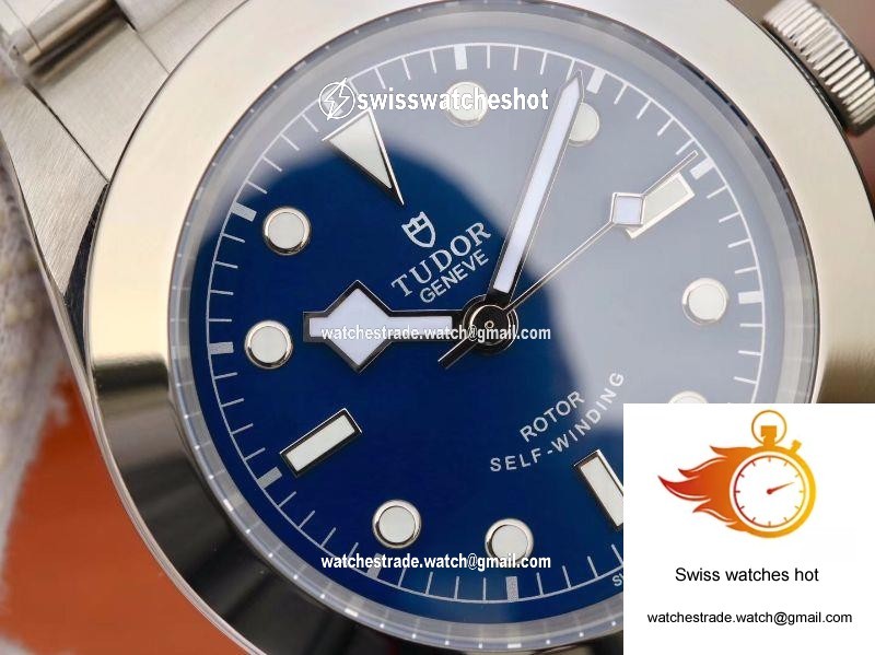 Tudor Heritage Black Bay M79540-0004 TW Factory Blue Dial 4