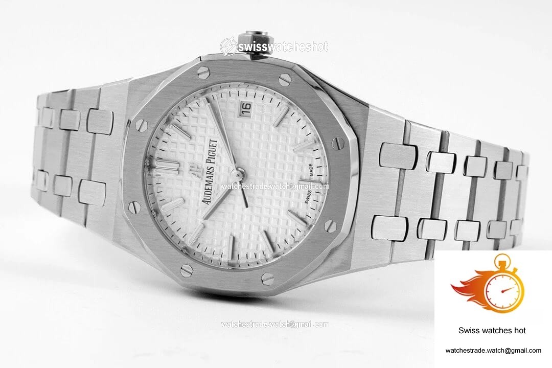 Audemars Piguet Royal Oak 77350ST.OO.1261ST.01 8F Factory Silver Dial 4