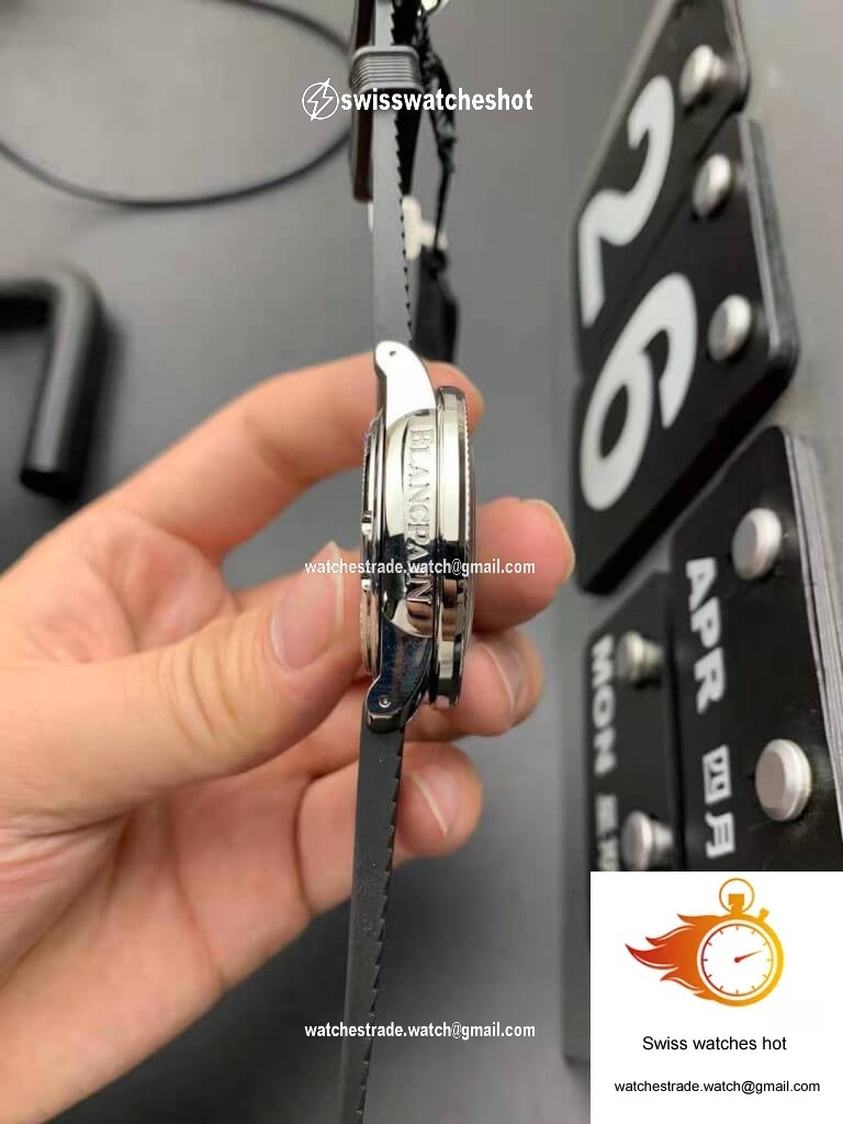 Blancpain Fifty Fathoms Barakuda 5008B 1130 B52A ZF Factory Black Dial 4