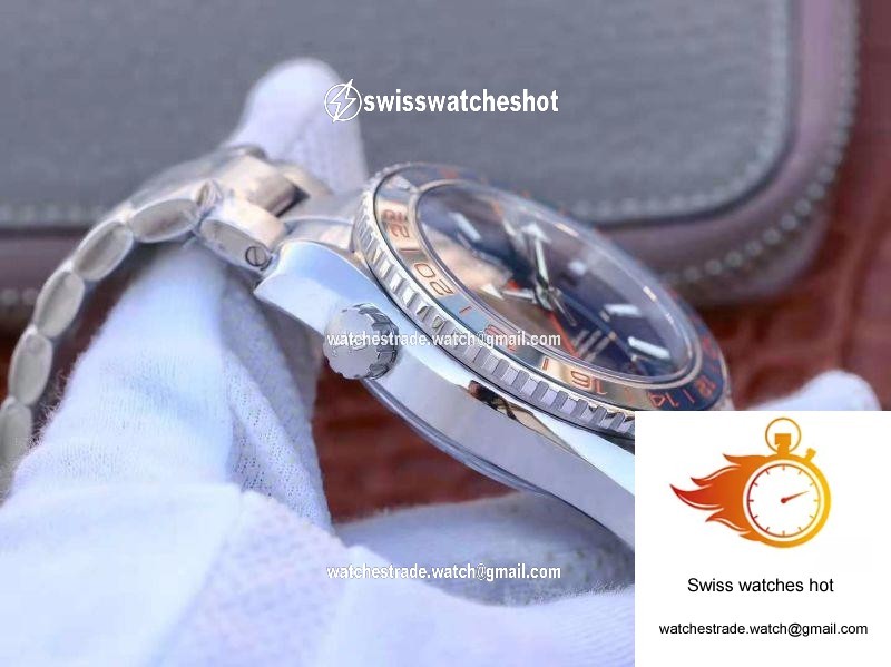 Omega Seamaster Planet Ocean 232.30.44.22.03.001 VS Factory Blue Dial 4