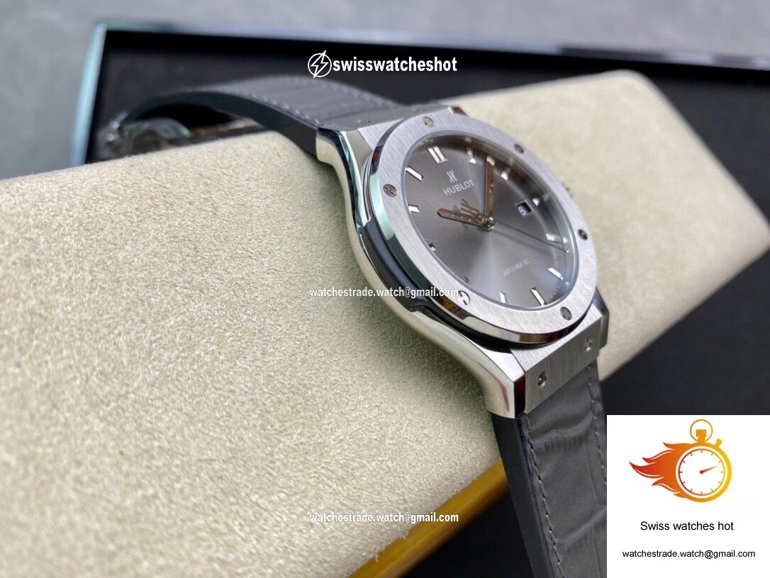 Hublot Classic Fusion 542.NX.7071.LR 42MM WWF Factory Grey Dial 5