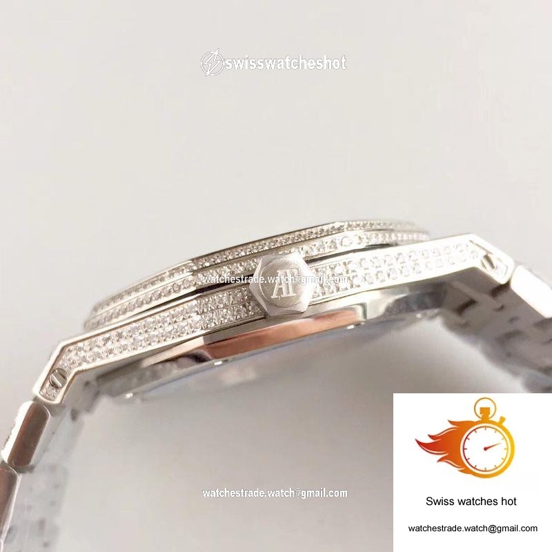 Audemars Piguet Royal Oak 15400.OR Full Diamond White Dial 5