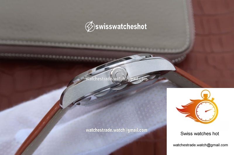Omega Seamaster Aqua Terra 220.12.41.21.02.001 White Dial 5