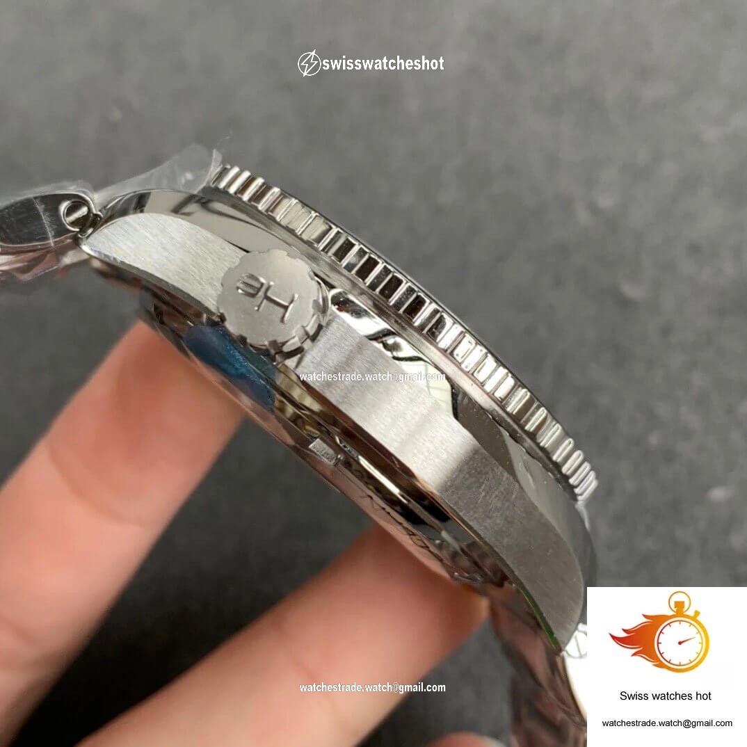Omega Seamaster 232.30.44.22.01.001 VS Factory Black Dial 5