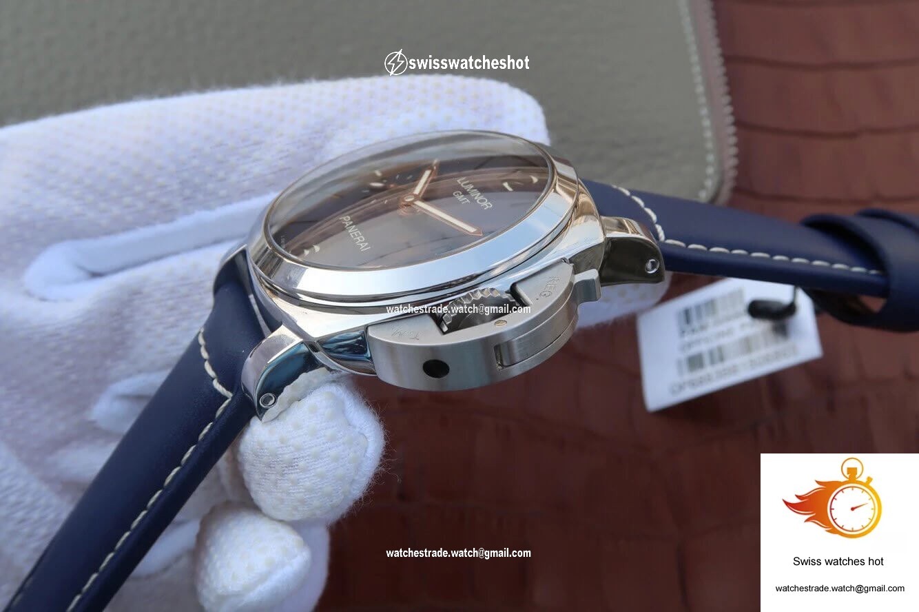 Panerai Luminor 1950 PAM00688 VS Factory Blue Dial 5