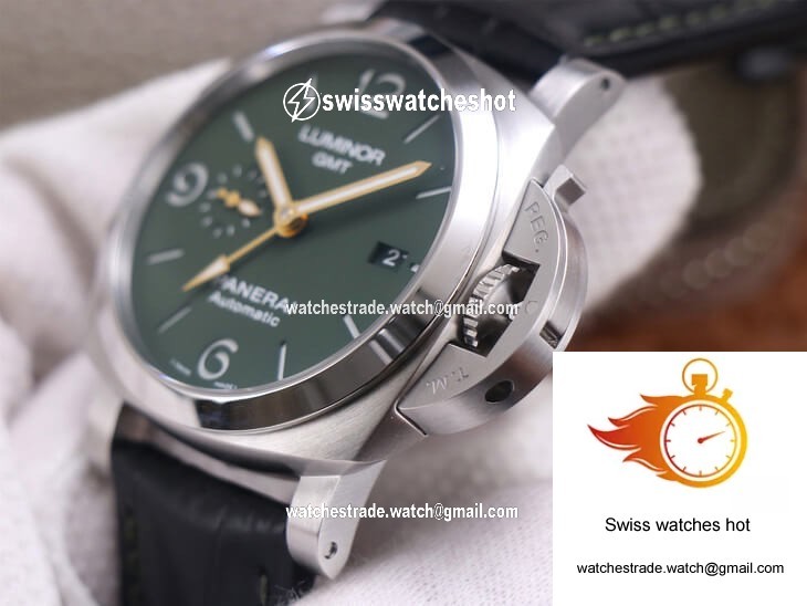 Panerai Luminor PAM1056 VS Factory Green Dial 5