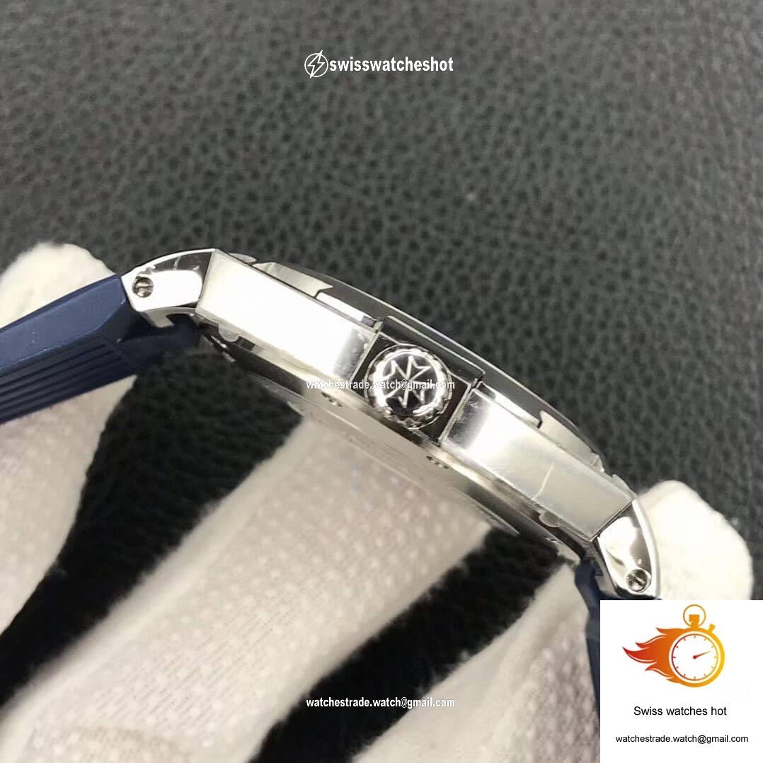Vacheron Constantin Overseas 47040 8F Factory Blue Rubber Strap 5
