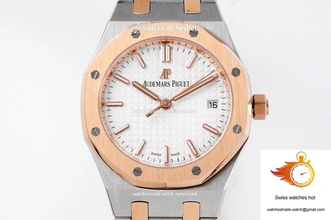 Audemars Piguet Royal Oak 77350SR.OO.1261SR.01 8F Factory Silver Dial 5