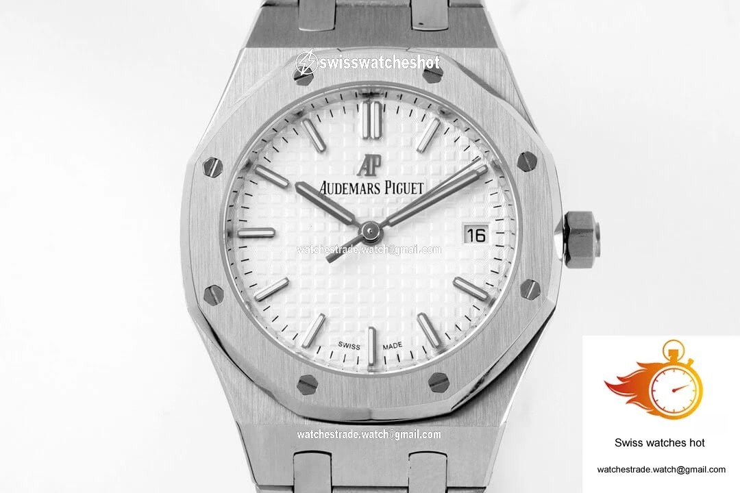 Audemars Piguet Royal Oak 77350ST.OO.1261ST.01 8F Factory Silver Dial 5