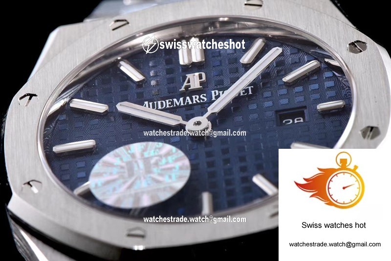 Audemars Piguet Royal Oak Quartz 67650ST.OO.1261ST.01 JF Factory Blue Dial 5