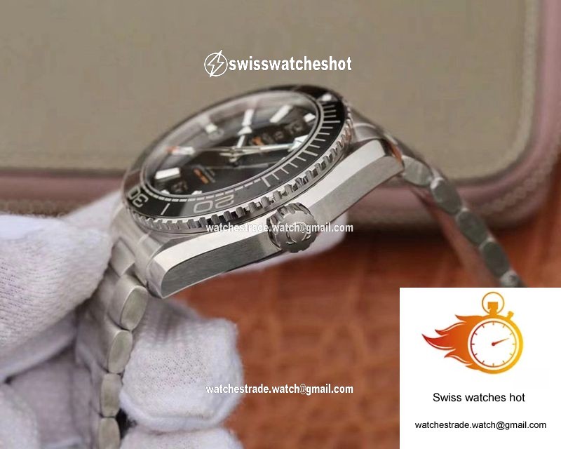 Omega Seamaster 215.30.44.21.01.001 Planet Ocean 600M VS Factory Black Ceramic Dial 5