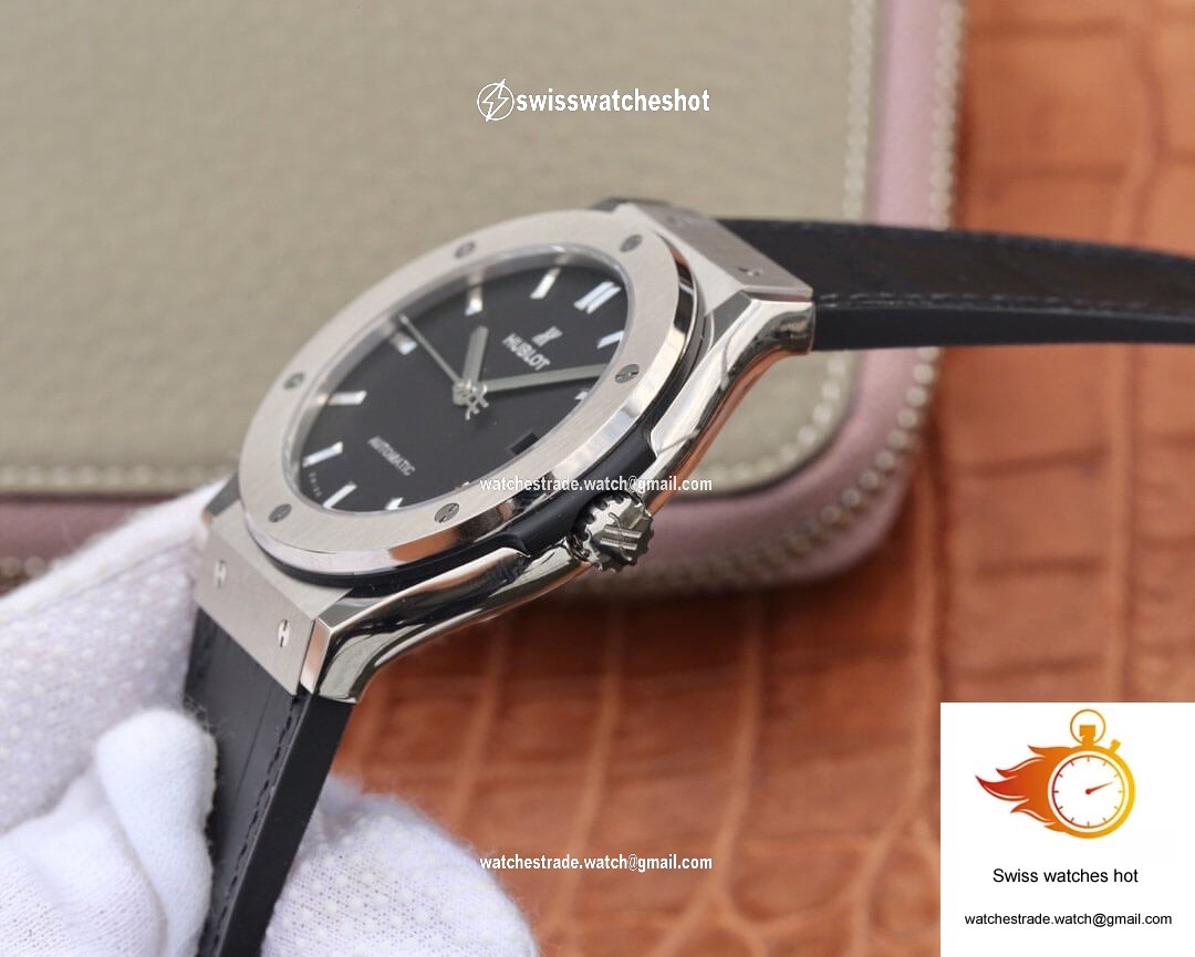 Hublot Classic Fusion 511.NX.1171.LR WWF Factory Black Dial 6