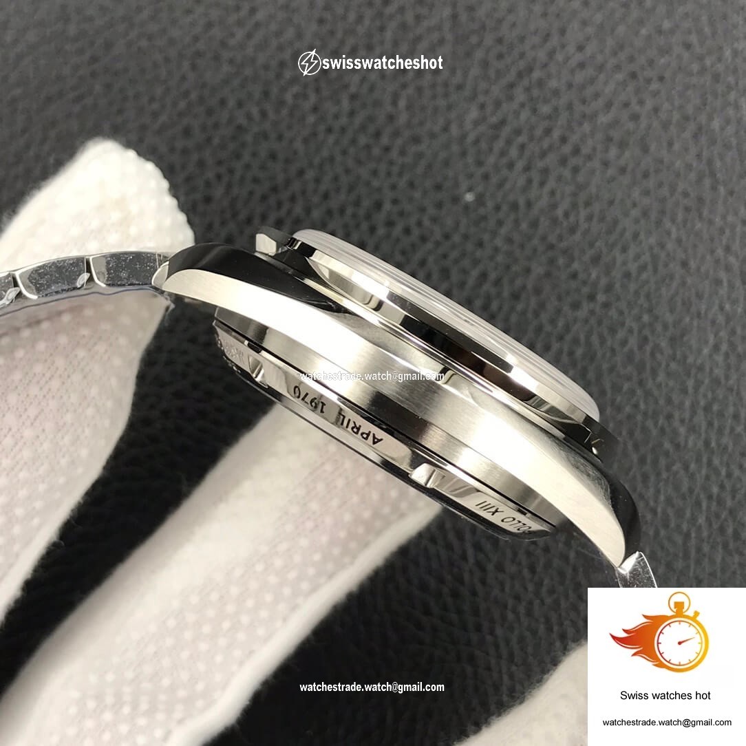 Omega Speedmaster Snoopy Award 310.32.42.50.02.001 OM Factory Silver Dial 6
