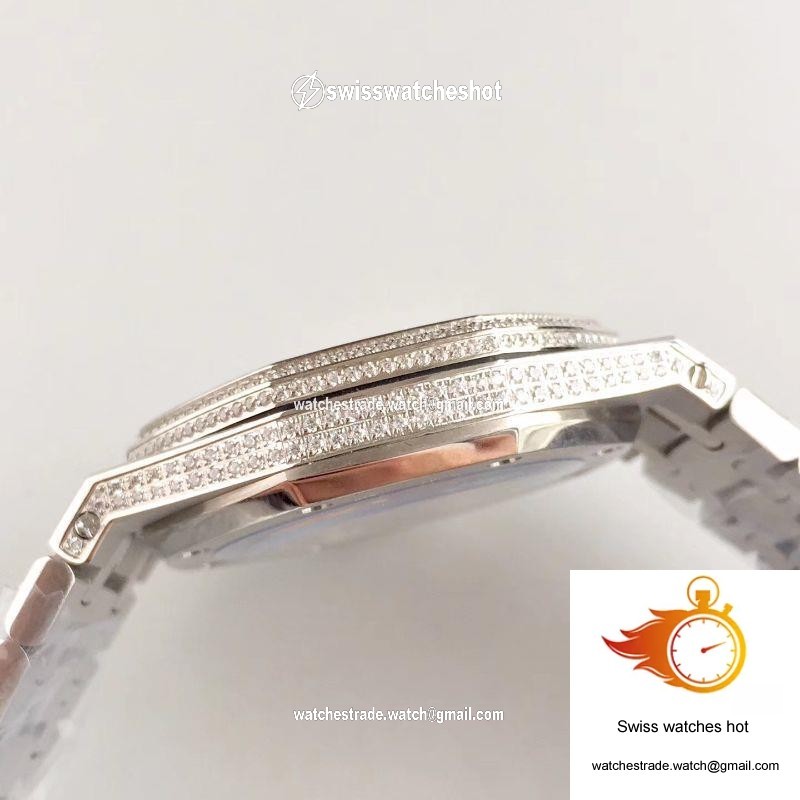 Audemars Piguet Royal Oak 15400.OR Full Diamond White Dial 6