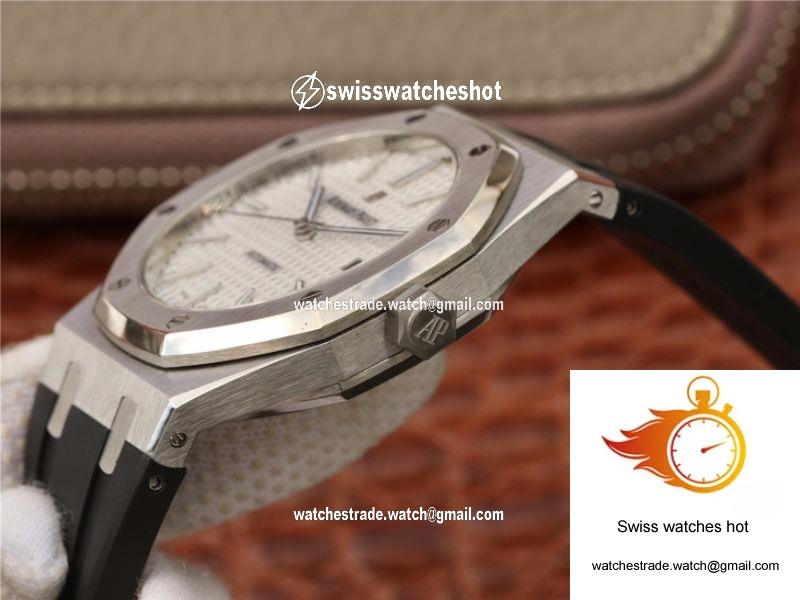Audemars Piguet Royal Oak 15400 JF Factory White Dial 6
