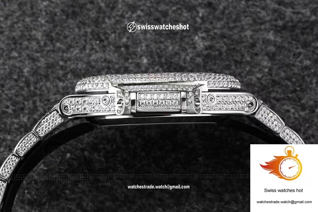 Patek Philippe Nautilus 5726/1A-014 R8 Factory Gypsophila Silver Diamond 6