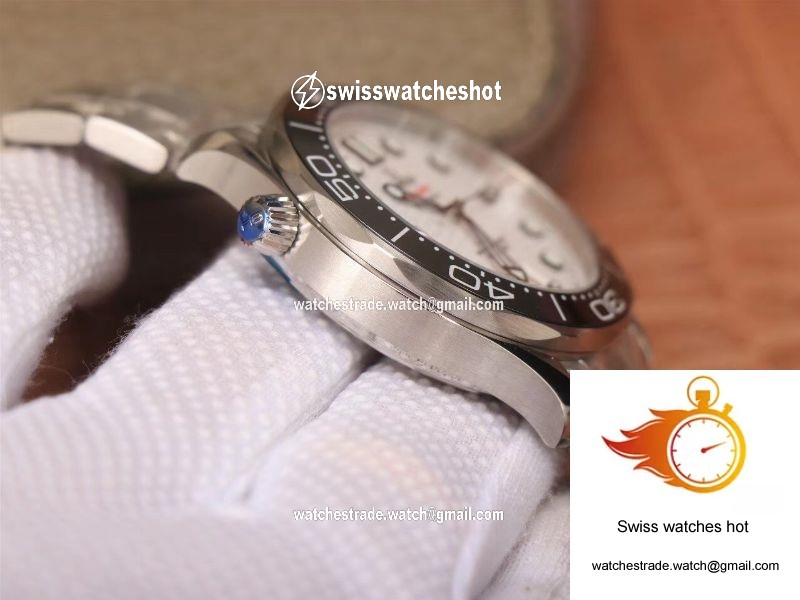 VS Factory Seamaster Diver 300M OMEGA CO AXIAL Master Chronometer 42mm 210.30.42.20.04.001 6