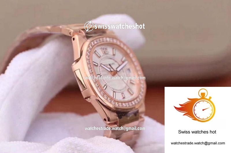 Patek Philippe Nautilus Ladies 7010/1R-011 Silver Dial 6