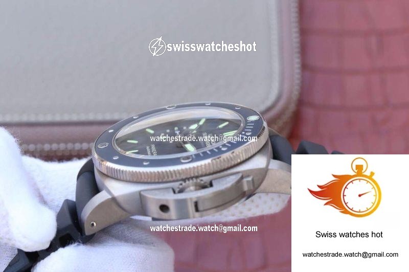 Panerai Luminor Submersible 1950 Amagnetic 3 Days PAM389 VS Factory V2 Black Dial 6