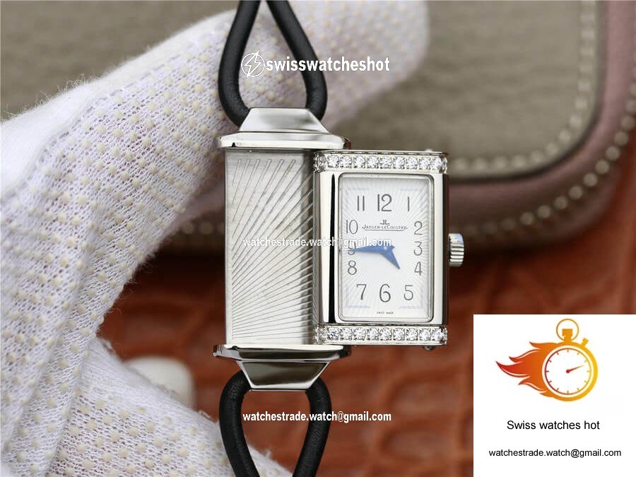 Jaeger-LeCoultre Reverso MG Factory Diamond White Dial 7