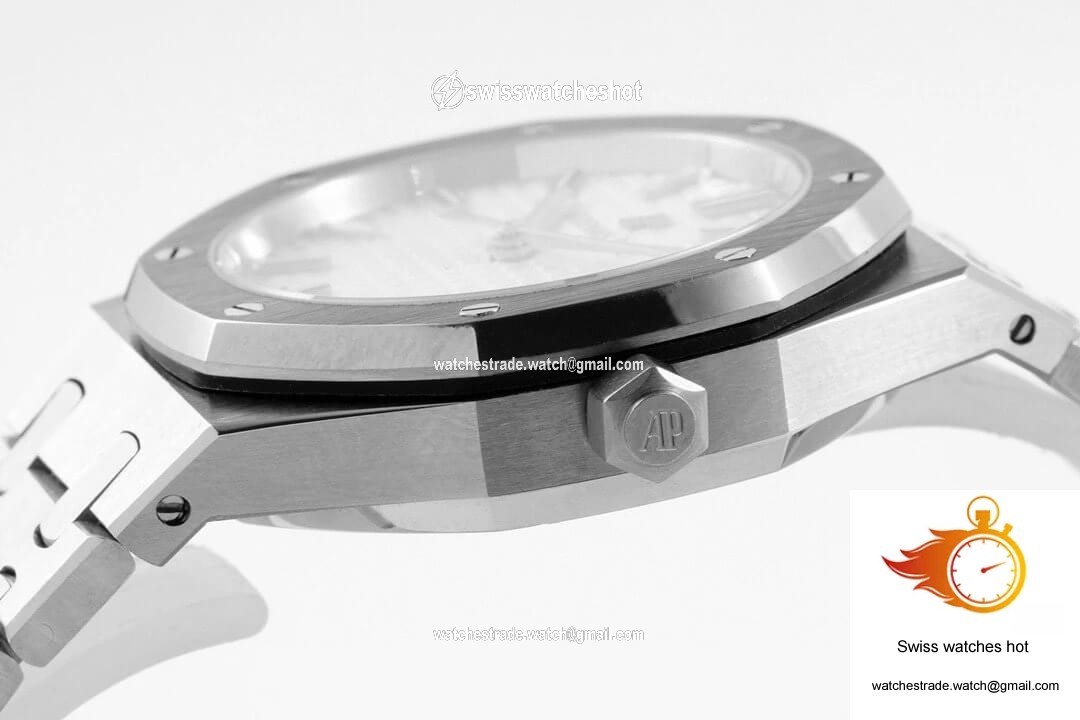 Audemars Piguet Royal Oak 77350ST.OO.1261ST.01 8F Factory Silver Dial 7