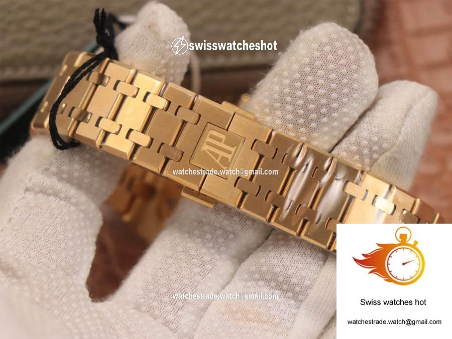 Audemars Piguet Royal Oak 26320BA.OO.1220BA.01 OM Factory Yellow Gold 8