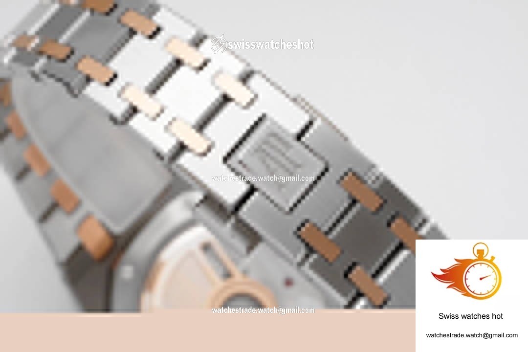 Audemars Piguet Royal Oak 77350SR.OO.1261SR.01 8F Factory Silver Dial 8