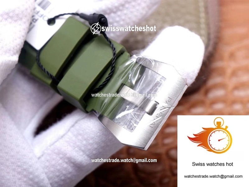 Panerai Submersible Verde Militare PAM1055 VS Factory Matte-Green Dial 8
