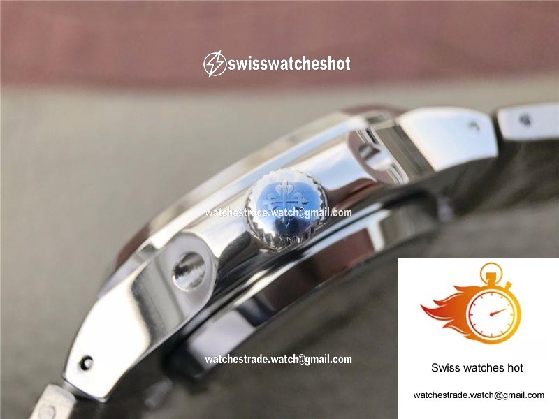 Patek Philippe Nautilus Moonphase 5712/1A-001 Blue Dial 8