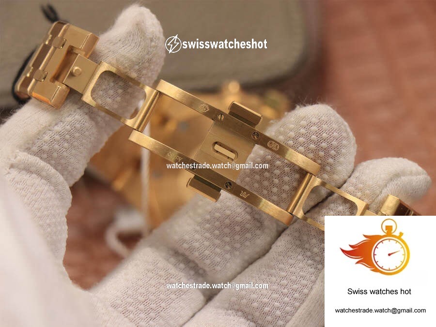 Audemars Piguet Royal Oak 26320BA.OO.1220BA.01 OM Factory Yellow Gold 9