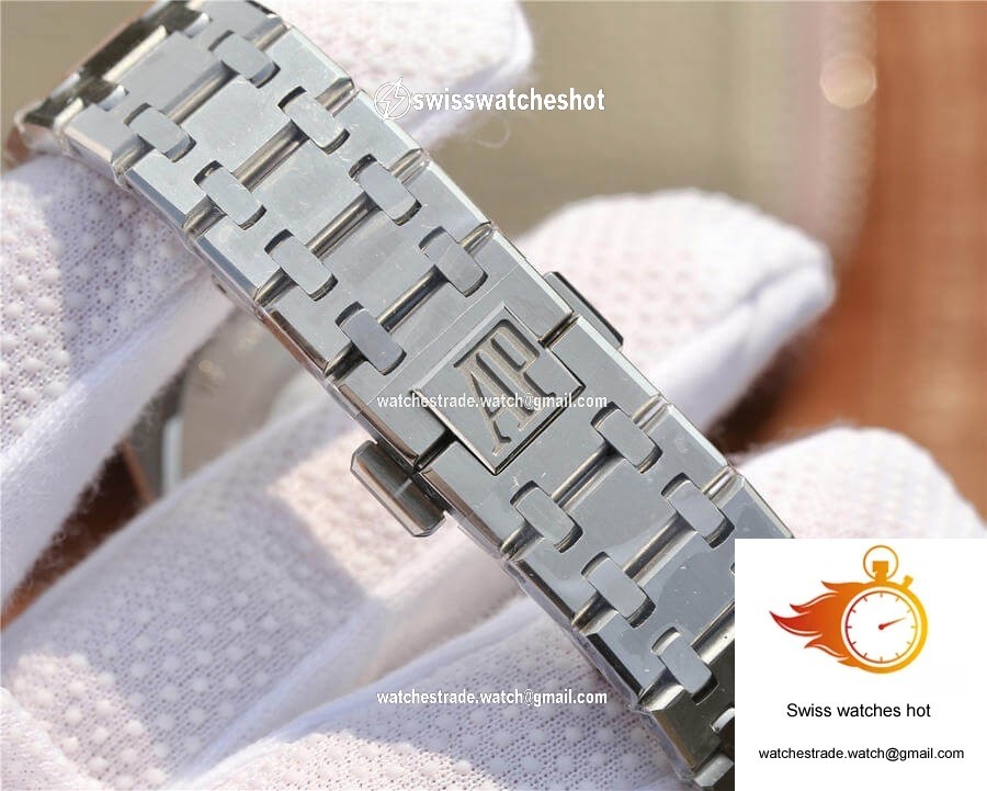 Audemars Piguet Royal Oak 67650 JF Factory Diamond White Dial 9