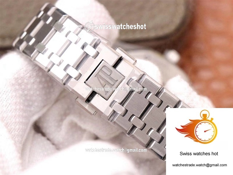 Audemars Piguet Royal Oak 15400ST.OO.1220ST.02 ZF Factory White Dial 9