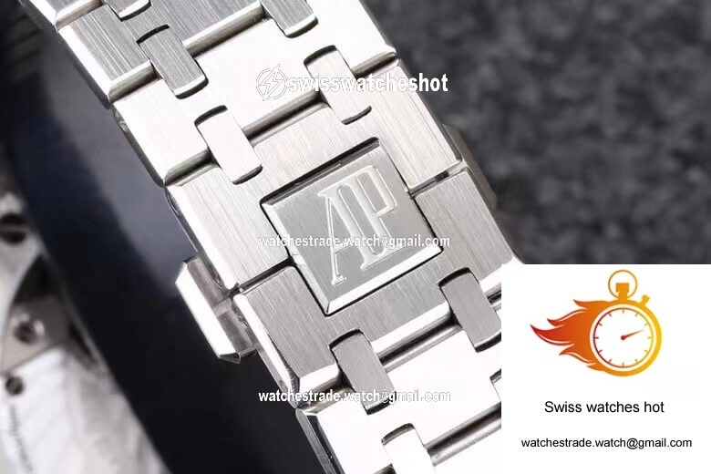 Audemars Piguet Royal Oak Tourbillon 26521BC.ZZ.1220BC.01 R8 Factory Diamond-set Bezel 9