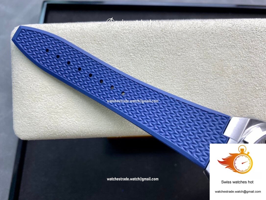 Vacheron Constantin Overseas 4500V 8F Factory Blue Strap 9