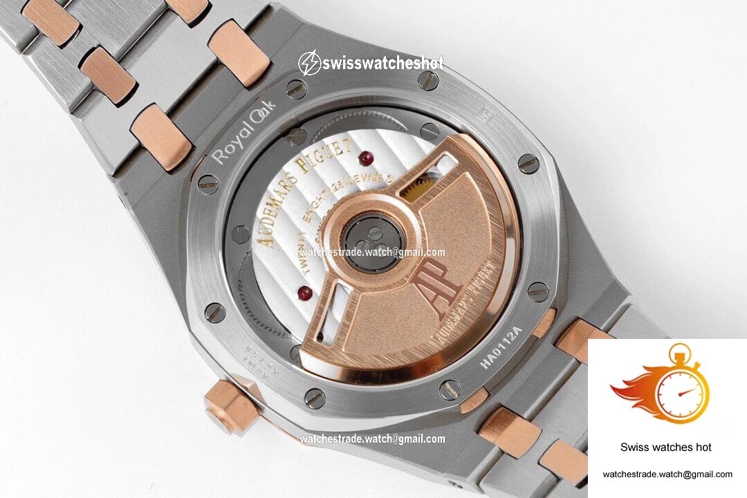Audemars Piguet Royal Oak 77350SR.OO.1261SR.01 8F Factory Silver Dial 9
