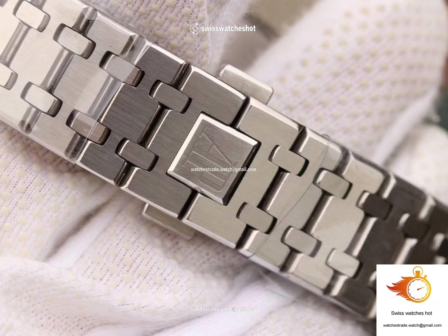 Audemars Piguet Royal Oak OM Factory Ivory Dial 9