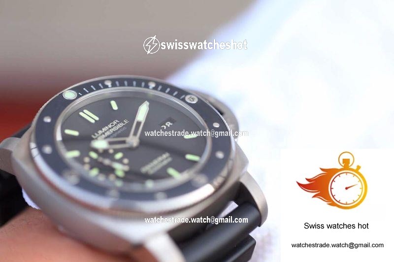 Panerai Luminor Submersible 1950 Amagnetic 3 Days PAM389 VS Factory V2 Black Dial 9